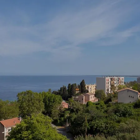 Playa Marina * 바스티아