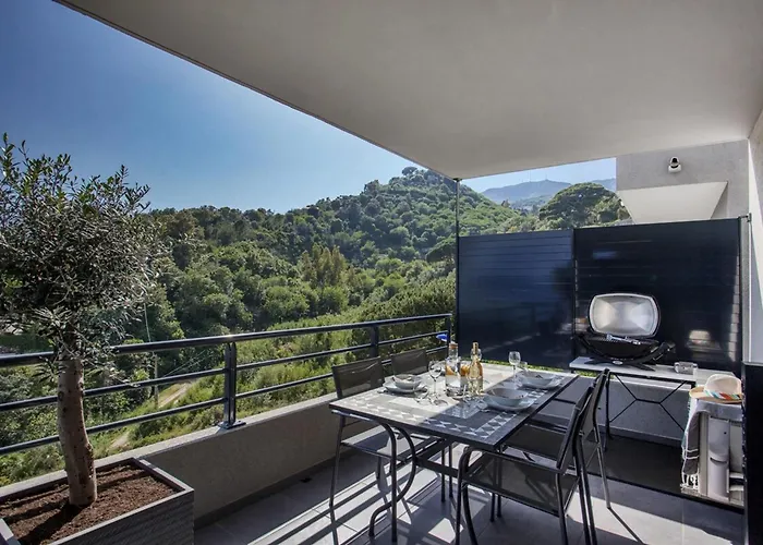 Апартаменты Playa Marina