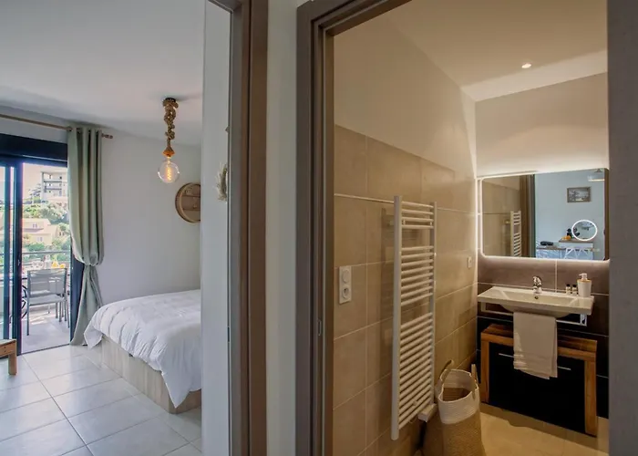 Апартаменты Playa Marina